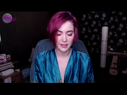 ❤️ Taelo ea ho jerk off ho ngoanana oa Serussia ka Senyesemane Porno