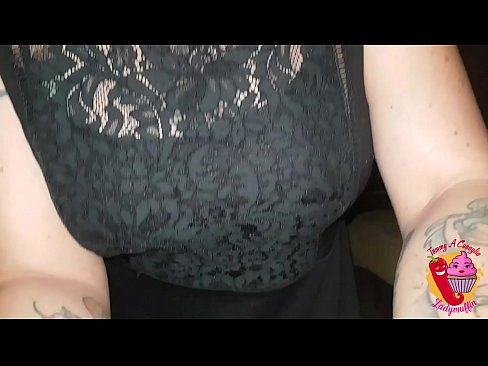 ❤️ Morali'abo rōna e motšehali o mo fa mosebetsi oa ho foka le Sepanishe Porno