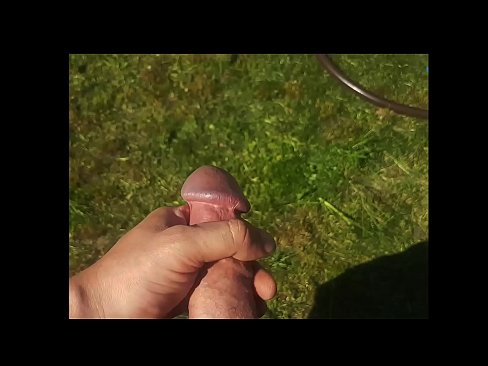 ❤️ Hot hottie o phunya nana ea hae e pinki 'me e koetsoe ka squirt serapeng sa lehlabula Porno