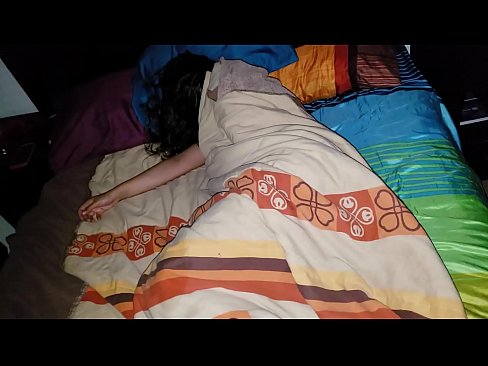 ❤️ Stepson o soma 'm'ae oa bobeli ha a ntse a robetse. Porno